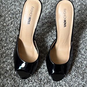 Fashion Nova Black Mules